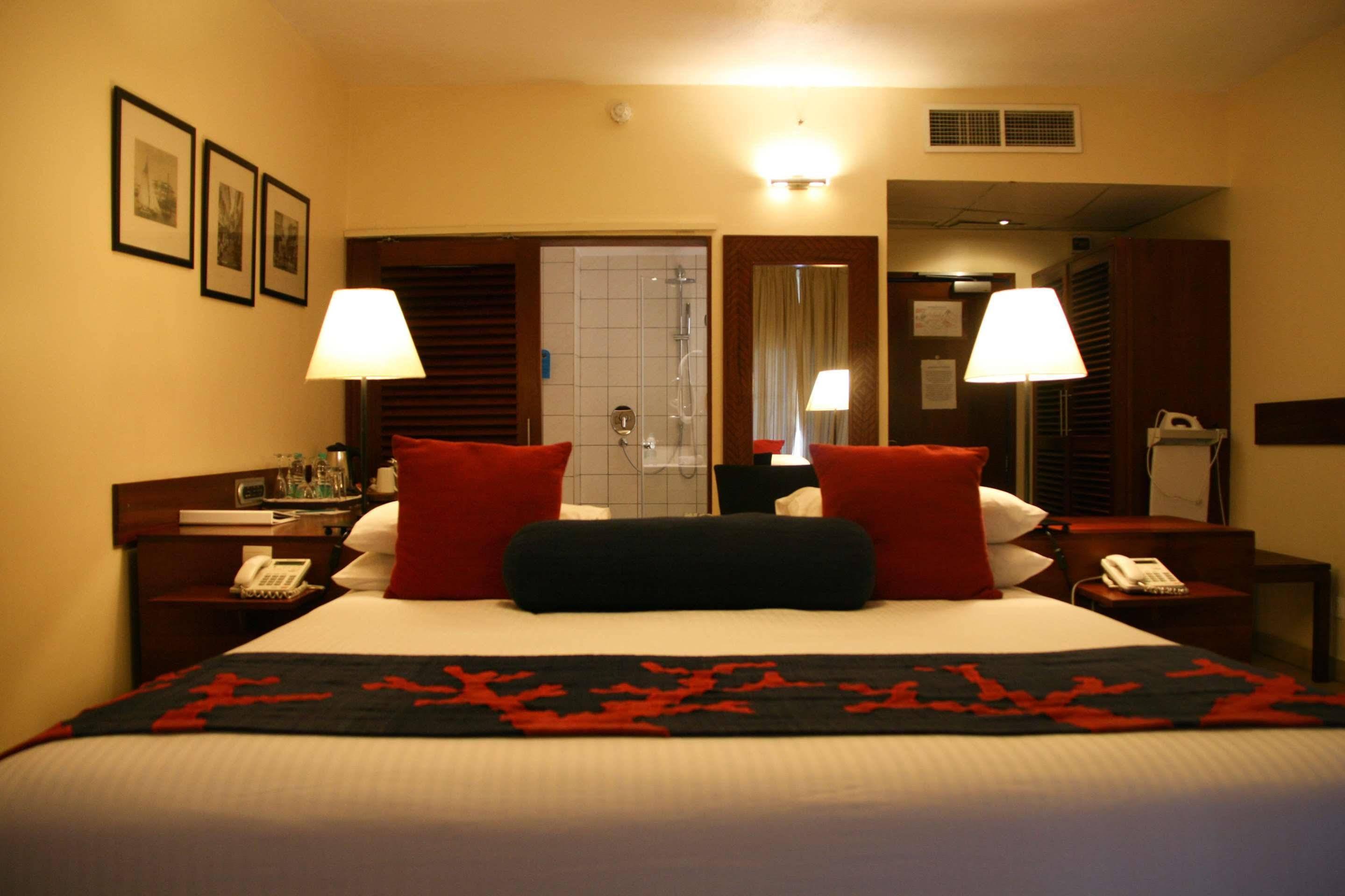 คอรัล บีช โฮเทล ดาร์ เอส ซาลาม Hotel ดาร์เอสซาลาม ภายนอก รูปภาพ