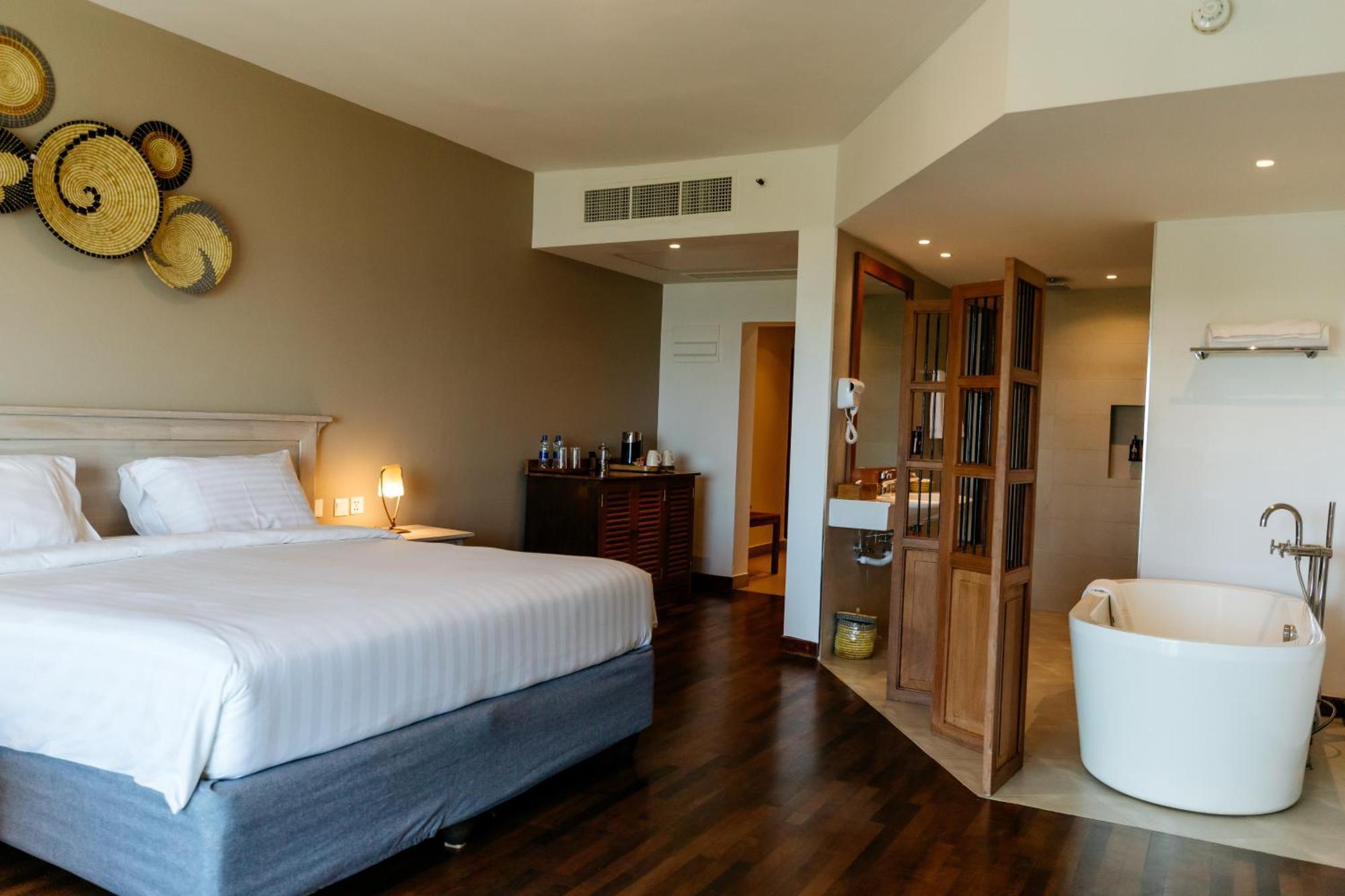 คอรัล บีช โฮเทล ดาร์ เอส ซาลาม Hotel ดาร์เอสซาลาม ภายนอก รูปภาพ